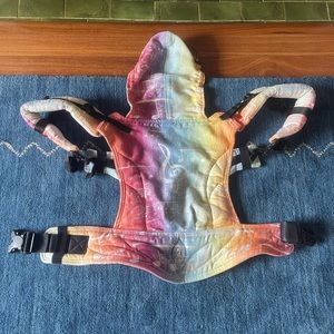 Lenny Lamb Ergonomic Baby Carrier